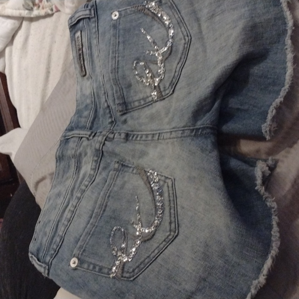 EXPRESS denim shorts. Very cute! Size 4